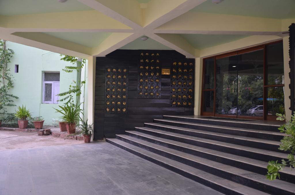 Hotel Bharatpur Ashok المظهر الخارجي الصورة
