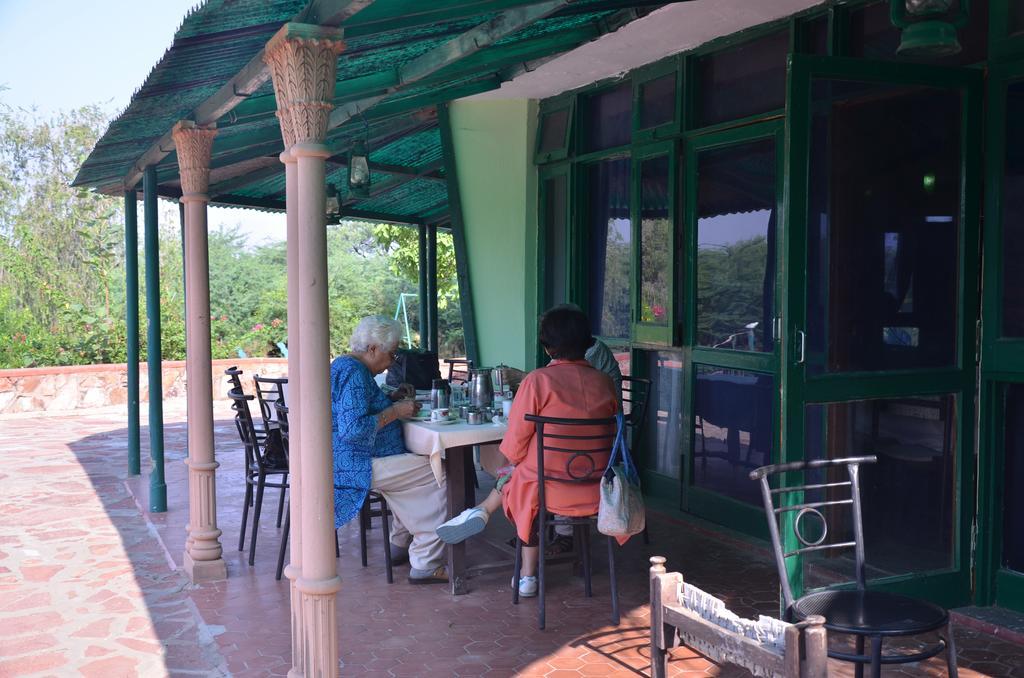 Hotel Bharatpur Ashok المظهر الخارجي الصورة