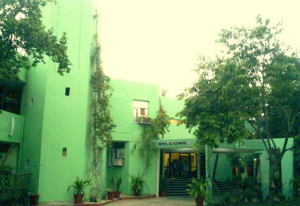 Hotel Bharatpur Ashok المظهر الخارجي الصورة